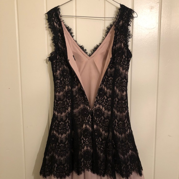 Black lace cocktail dress - Picture 3 of 7